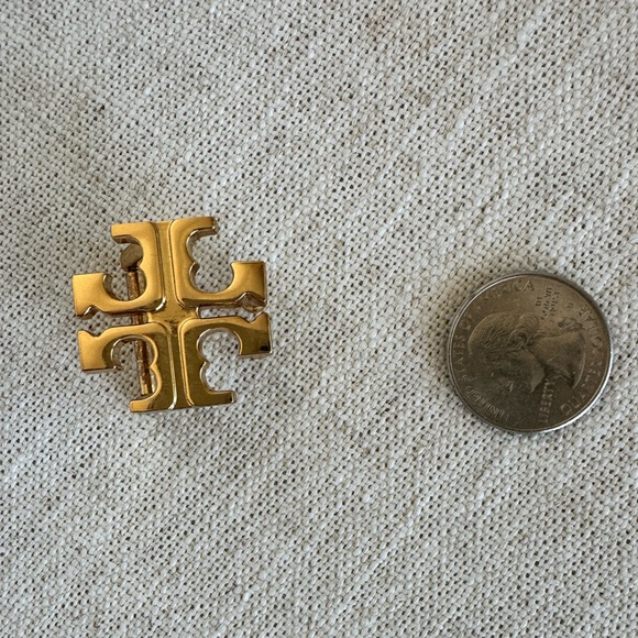 Tory Burch Reversible Gold Logo Belt Buckle for 1 inch belt  - Like New - Picture 4 of 5
